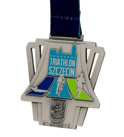 Medal odlewany Triathlon Szczecin z elementami wypełnionymi kolorem i czarną wstążką