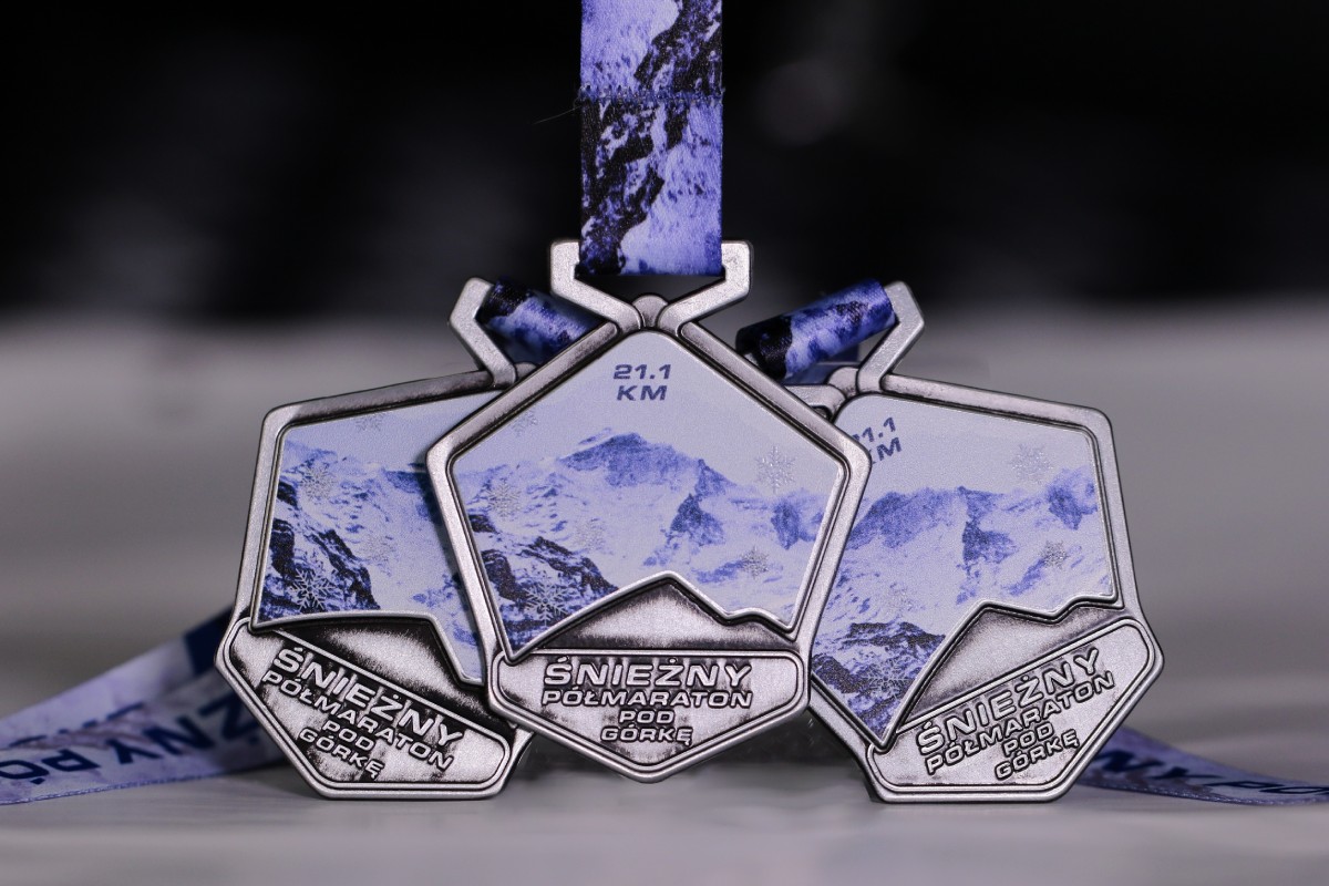 Medale na zamówienie - medale Vision na śnieżny półmaraton