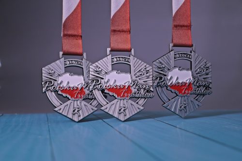 Medale na 9 edycje Polska Man Triathlon