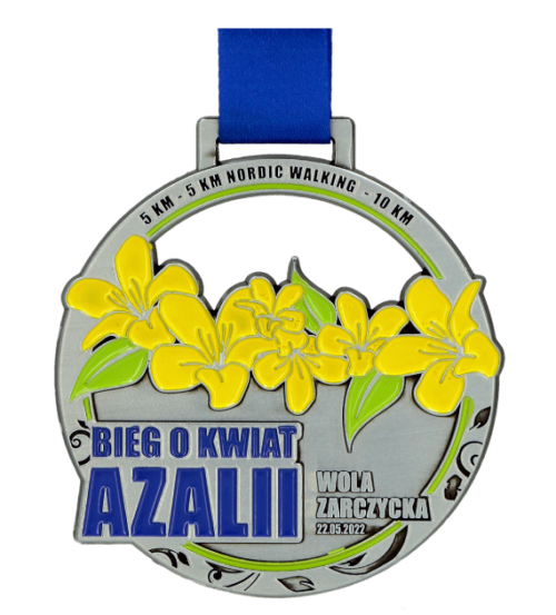 Medal na Bieg o Kwiat Azalii z wyrazistymi zdobieniami i nawiązującą do wydarzenia symboliką - przód
