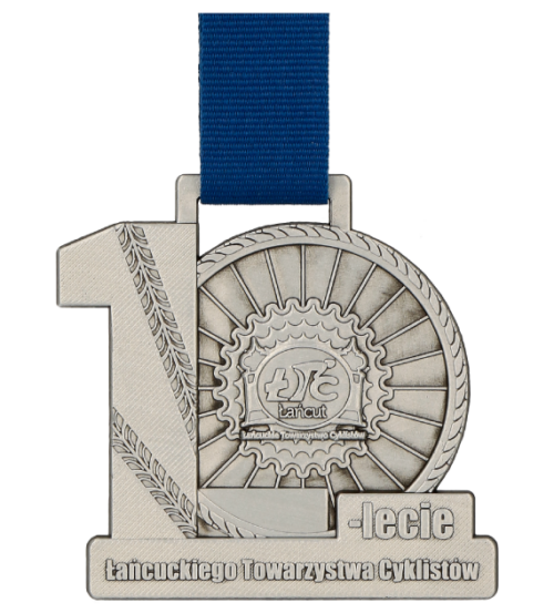 Medal odlewany na Łańcucki Maraton MTB w kształcie cyfry dziesięć z rowerowym motywem - przód