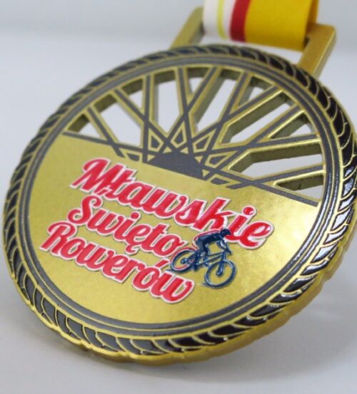 Medal na Mławskie Święto Rowerów cięty laserowo z kolarskim motywem - detal