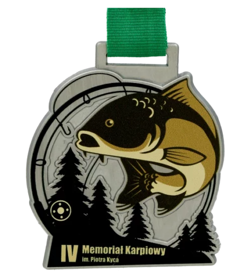 Medal na Memoriał Karpiowy im. Piotra Kyca z kolorowym nadrukiem i motywem karpiowym - przód