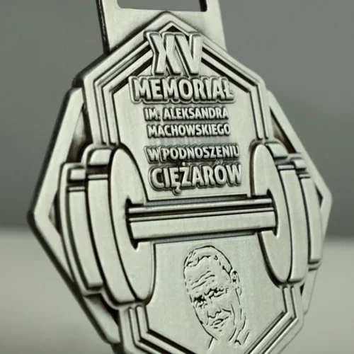 Medal na Memoriał Aleksandra Machowskiego wykonany z wysokociśnieniowego odlewu - detal 1