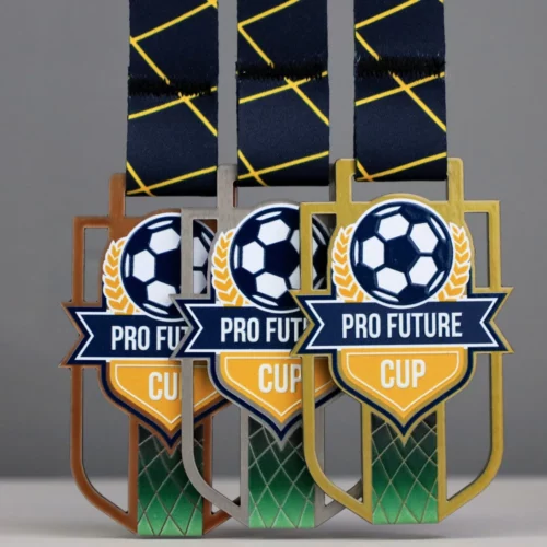 Medal na Pro Future Cup cięty laserem z kolorowym nadrukiem - kolory