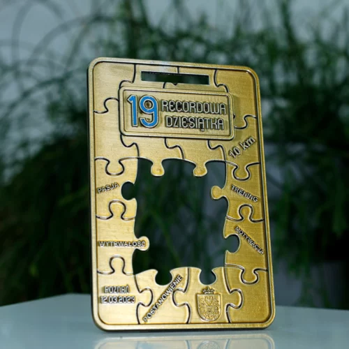Recordowa Dziesiątka i Piątka - medale puzzle w złotym kolorze_3